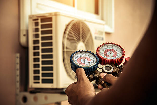 Professional Air Conditioning Service technician working in Palatka, FL